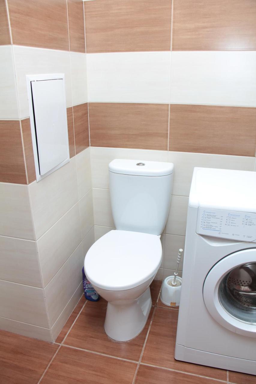 Panoramic View Lux Apartment On Metro Osokorky Kyiv Exterior photo